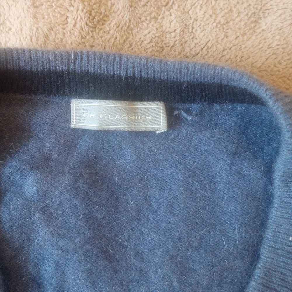 CH Classics Blue 100% Cashmere Sweater